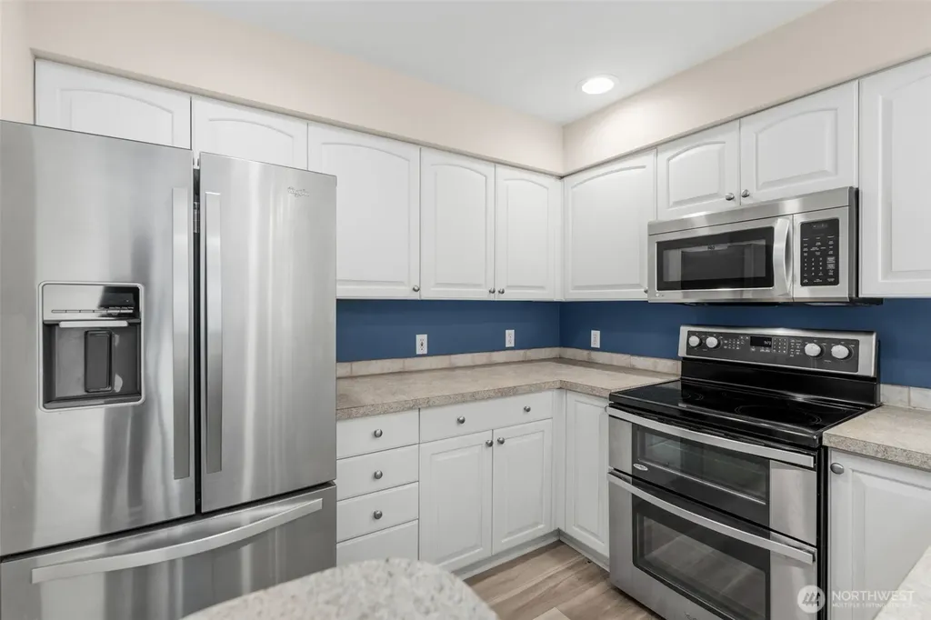 2530 15th Avenue W Seattle WA 98119