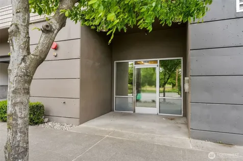 2530 Fifteenth Avenue W Seattle WA 98119