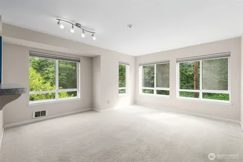 2530 15th Avenue W Seattle WA 98119