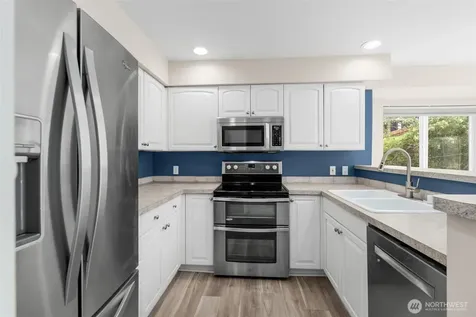 2530 Fifteenth Avenue W Seattle WA 98119