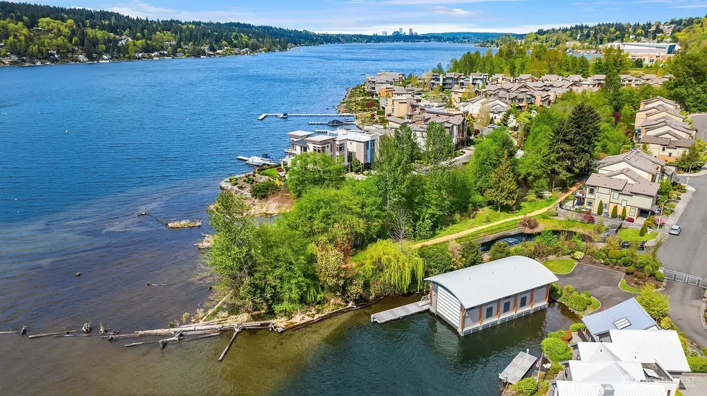 4001 Wells Avenue N Renton WA 98056
