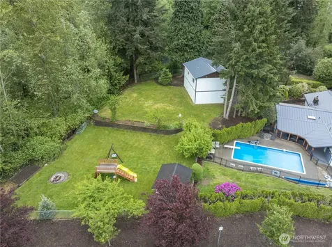 428 W Davies Loop Lake Stevens WA 98258