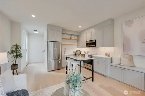 13540 39th Avenue NE Seattle WA 98125