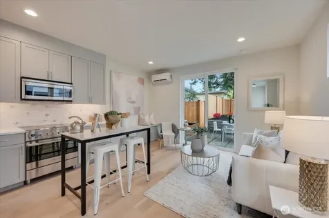 13540 39th Avenue NE Seattle WA 98125