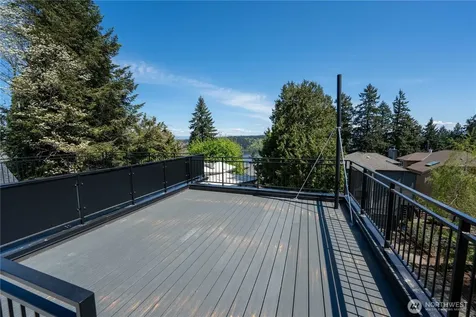 13540 39th Avenue NE Seattle WA 98125