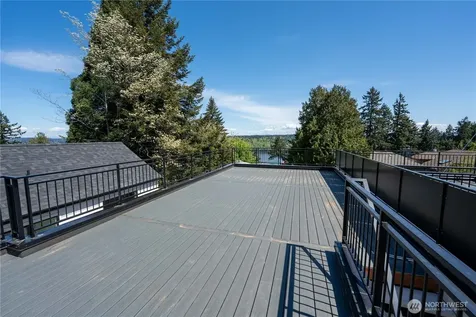 13540 39th Avenue NE Seattle WA 98125