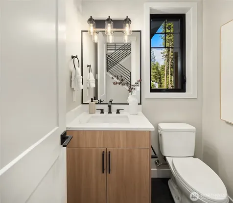 1281 Kokanee Loop Cle Elum WA 98922