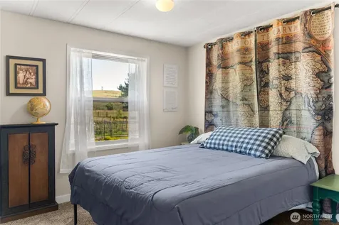 1574 Pine Creek Tonasket WA 98855