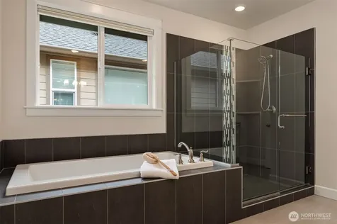 474 5th Avenue NE Issaquah WA 98029