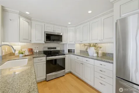 3016 N Narrows Drive Tacoma WA 98407