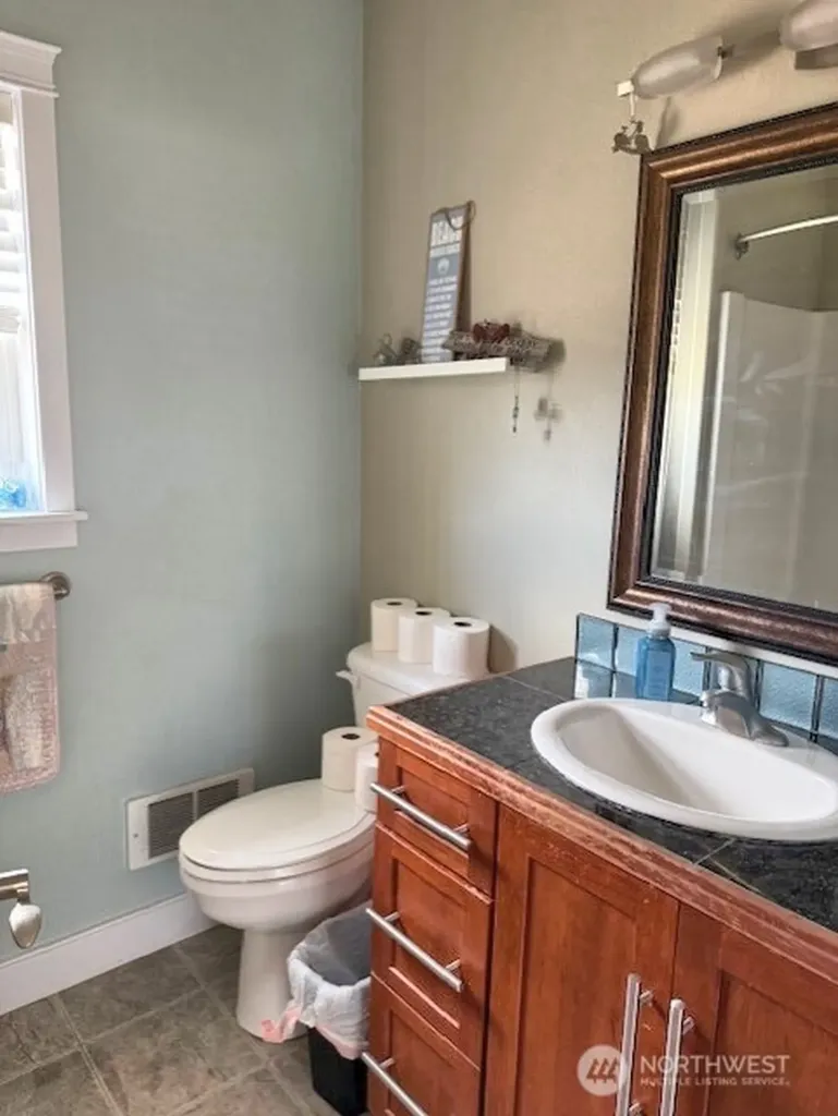 477 Broadmoor Court SW Ocean Shores WA 98569