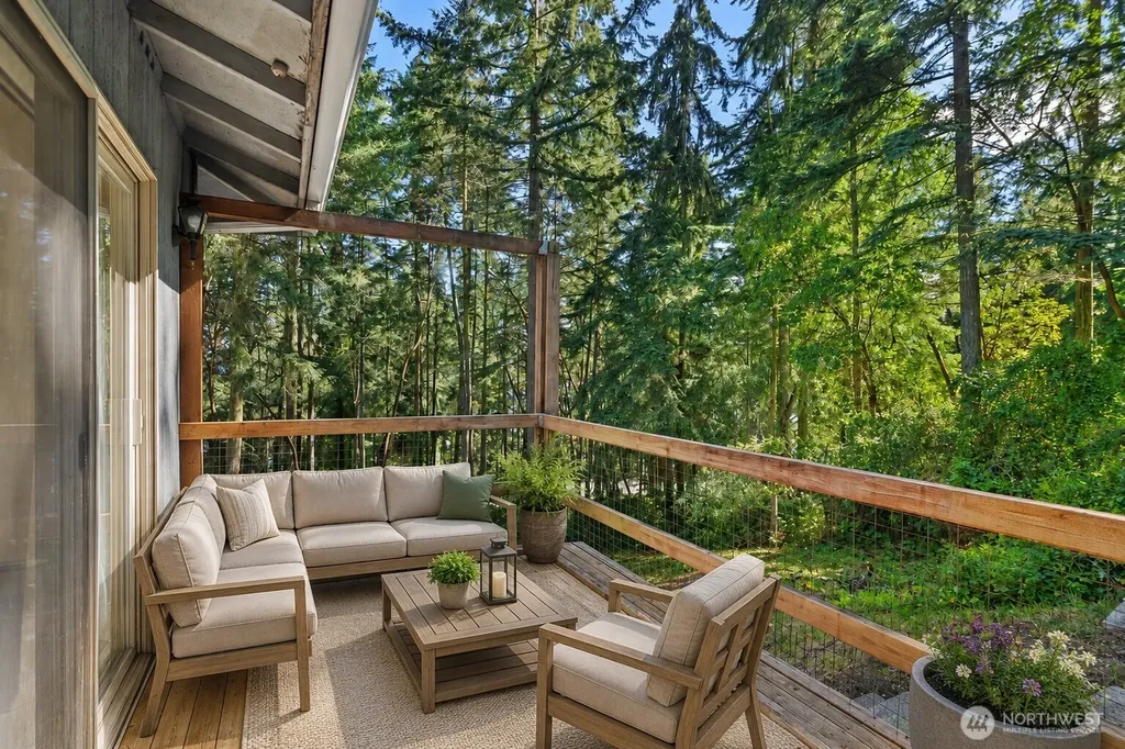 305 Blueberry Hill Road Port Ludlow WA 98365