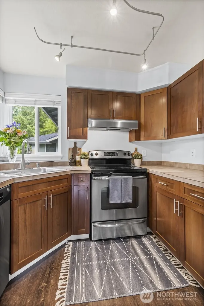 3915 SE 243rd Place SE Bothell WA 98021