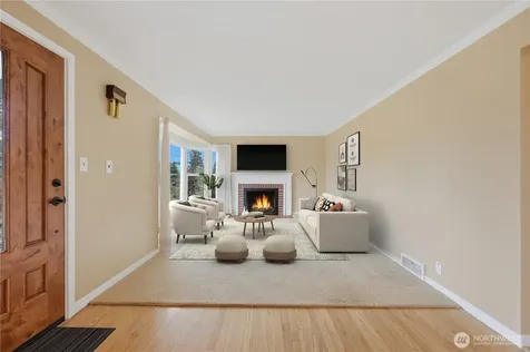 3217 36th Avenue W Seattle WA 98199