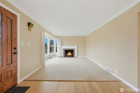 3217 36th Avenue W Seattle WA 98199