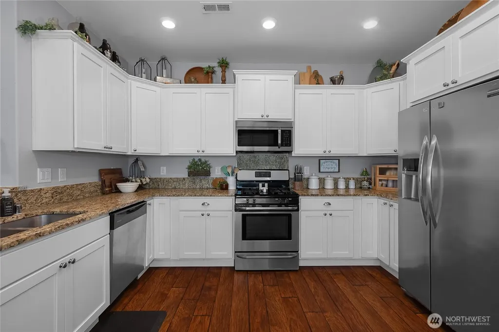 3363 NE Hydra Lacey WA 98516