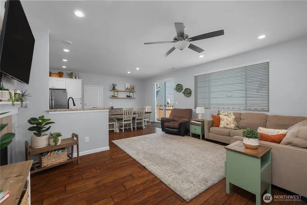 3363 NE Hydra Lacey WA 98516