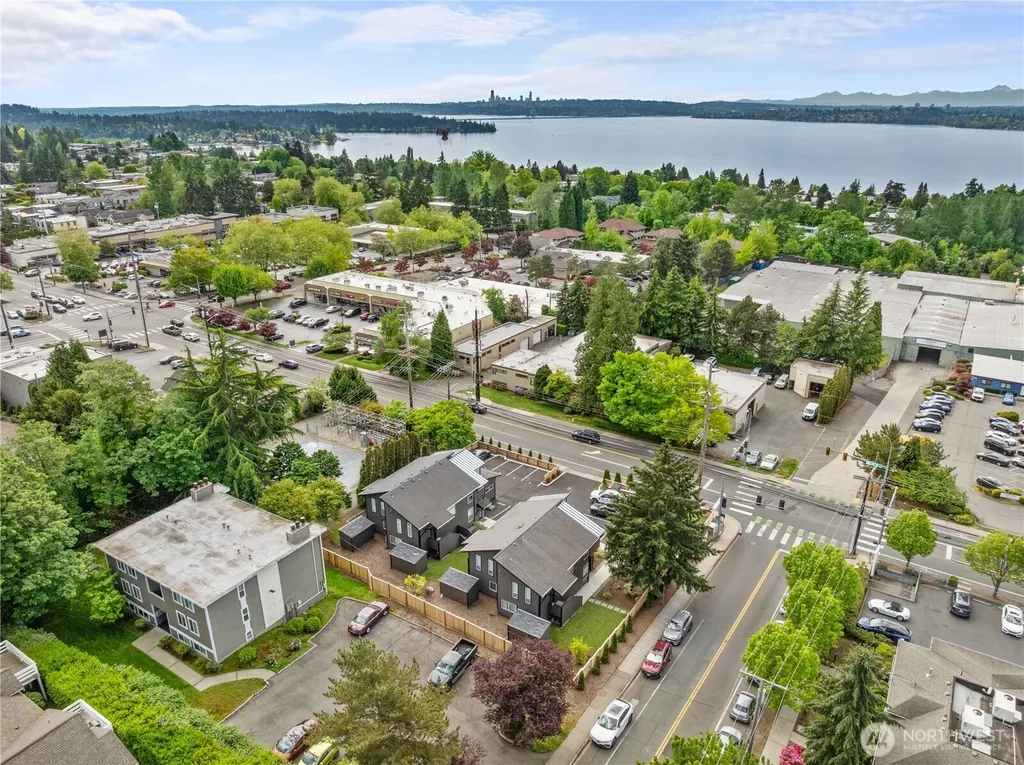906 6th Street S Kirkland WA 98033