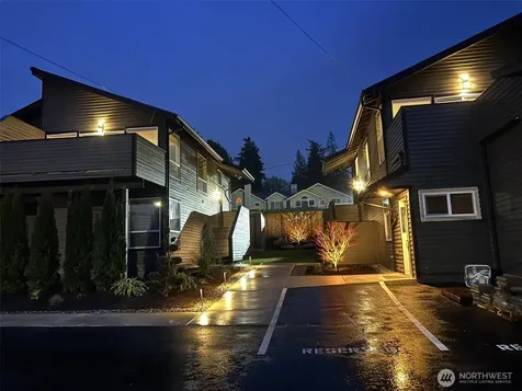 906 6th Street S Kirkland WA 98033