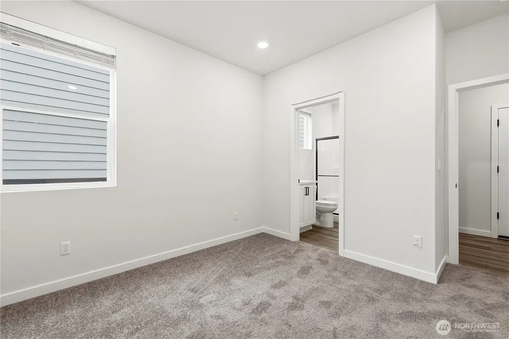 33207 SE Stevens Street Black Diamond WA 98010