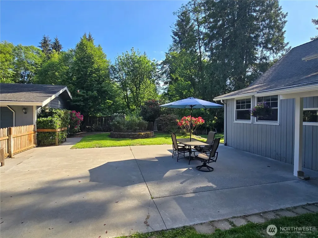 21911 123rd Avenue NE Arlington WA 98223