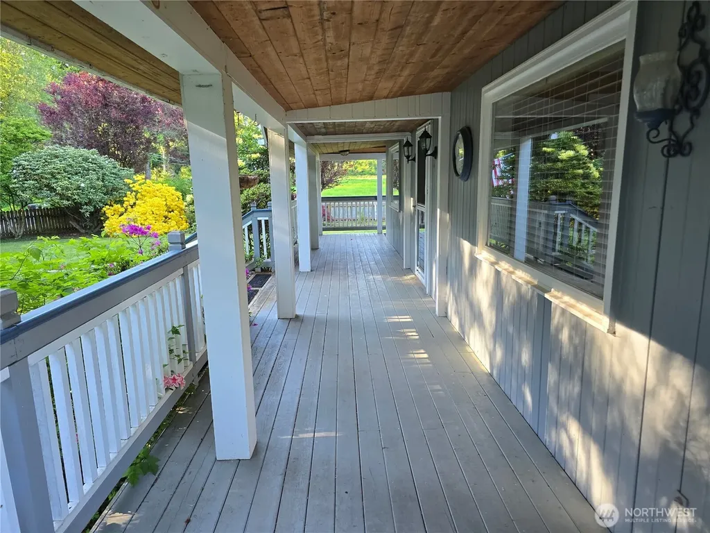 21911 123rd Avenue NE Arlington WA 98223