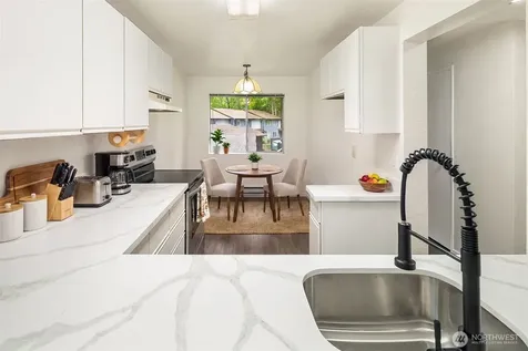 170 Newport Way NW Issaquah WA 98027