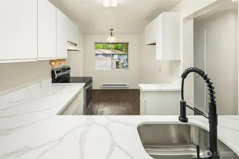 170 Newport Way NW Issaquah WA 98027