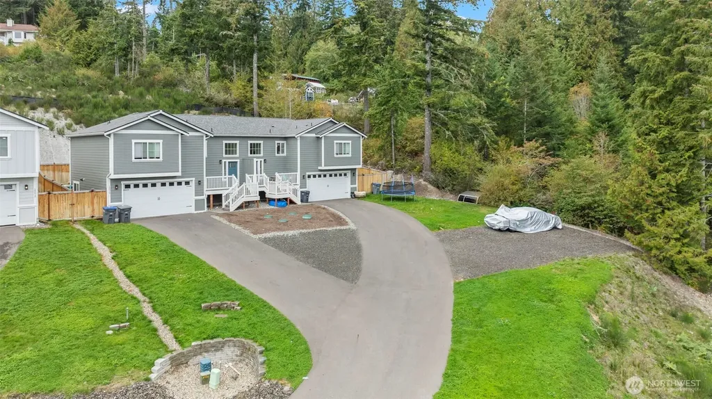 19019 E State Route 3 Allyn WA 98524