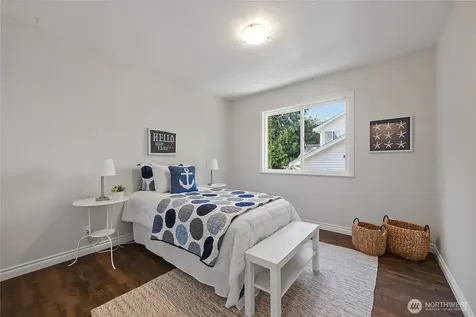 23707 Meridian Place W Bothell WA 98021