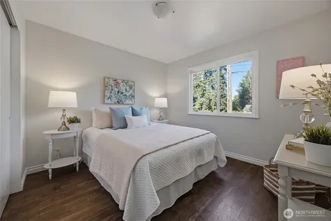 23707 Meridian Place W Bothell WA 98021