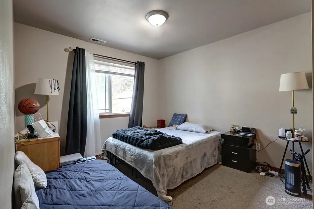 17803 79th Avenue Ct E Puyallup WA 98375