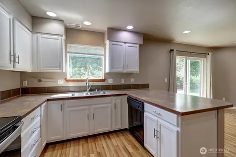 17803 79th Avenue Ct E Puyallup WA 98375