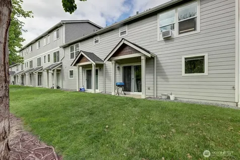 17803 79th Avenue Ct E Puyallup WA 98375