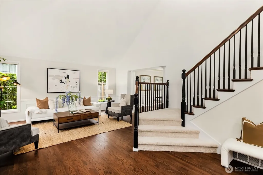2215 271st Court SE Sammamish WA 98075