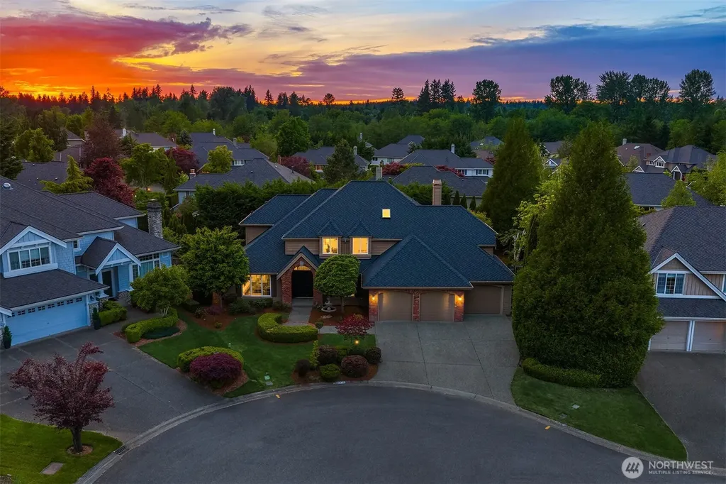 2215 271st Court SE Sammamish WA 98075