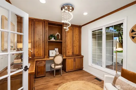 2215 271st Court SE Sammamish WA 98075