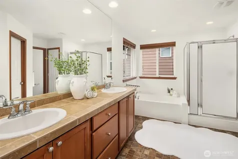 12871 NE 198th Place Woodinville WA 98072