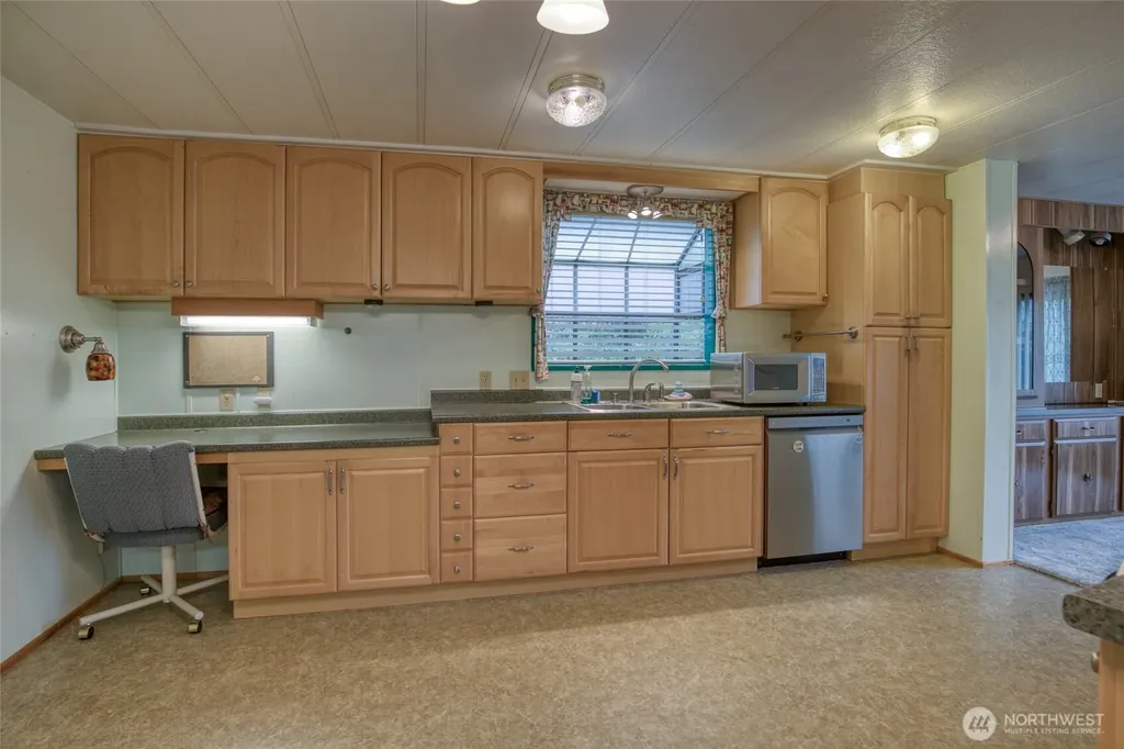 276 Summit Avenue Hoquiam WA 98550