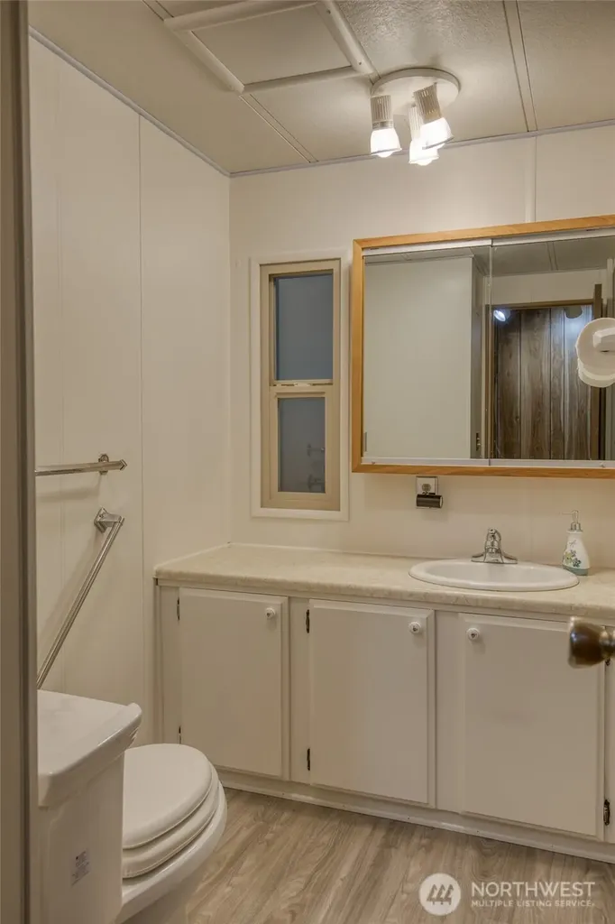 276 Summit Avenue Hoquiam WA 98550