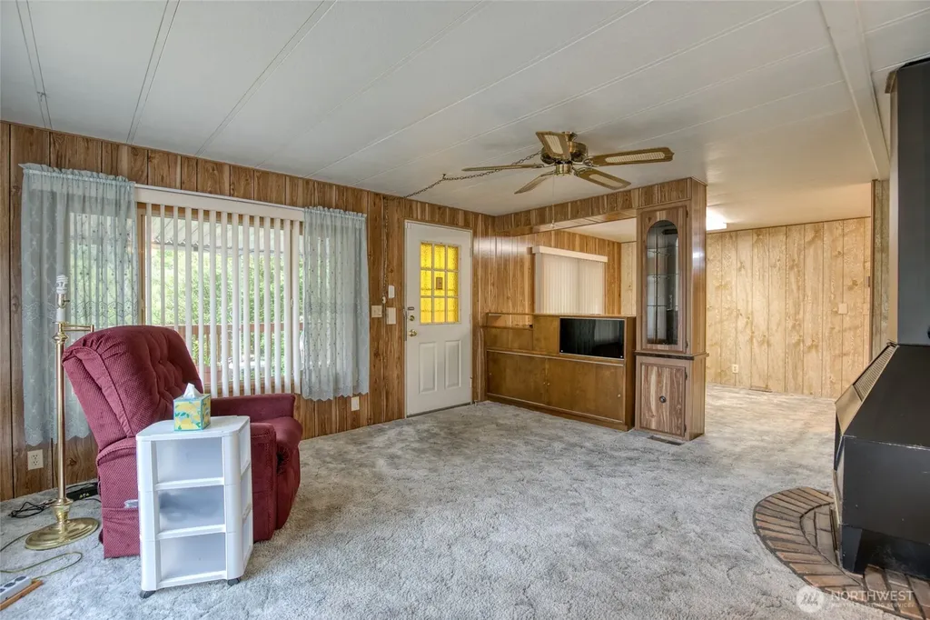 276 Summit Avenue Hoquiam WA 98550