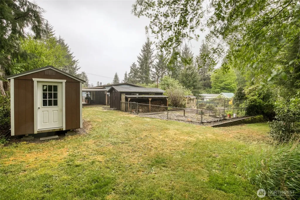 276 Summit Avenue Hoquiam WA 98550