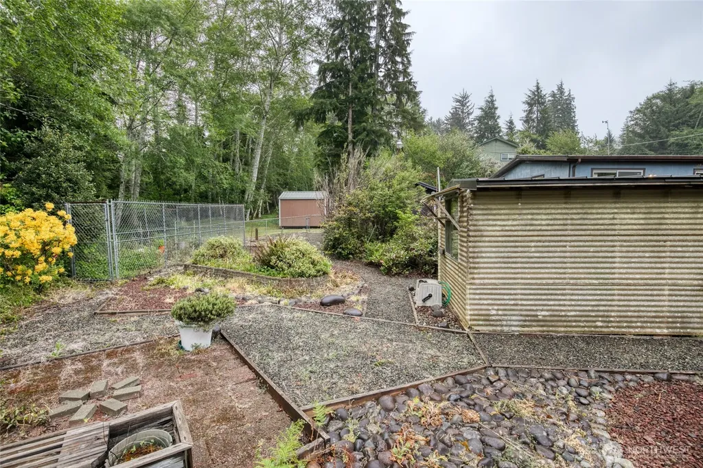 276 Summit Avenue Hoquiam WA 98550