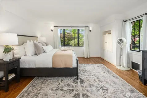 1105 Shenandoah Drive E Seattle WA 98112