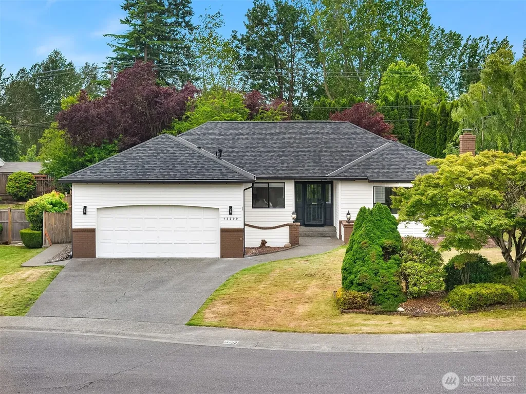 13209 SE 253rd Place Kent WA 98042