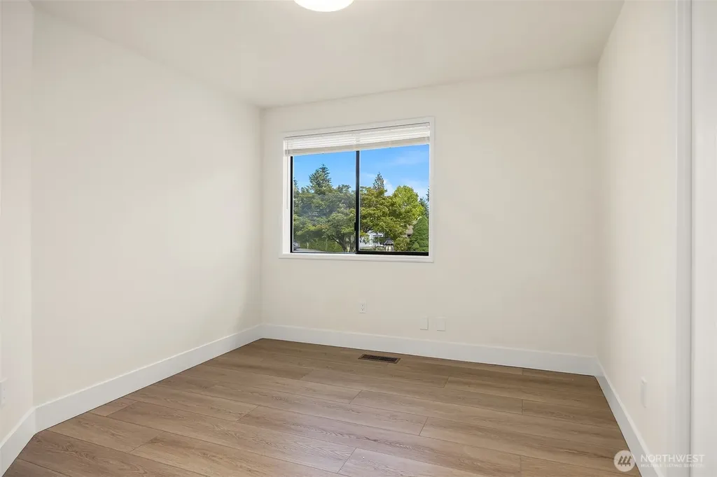 13209 SE 253rd Place Kent WA 98042