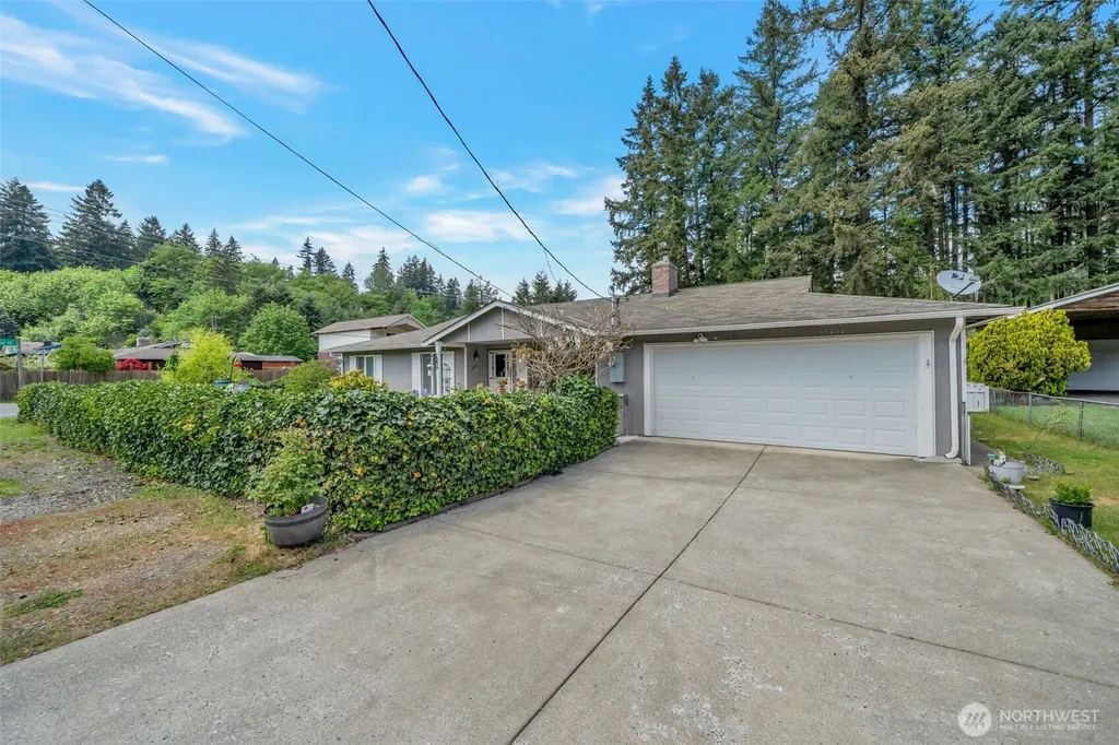 15404 SE 304th Place Kent WA 98042