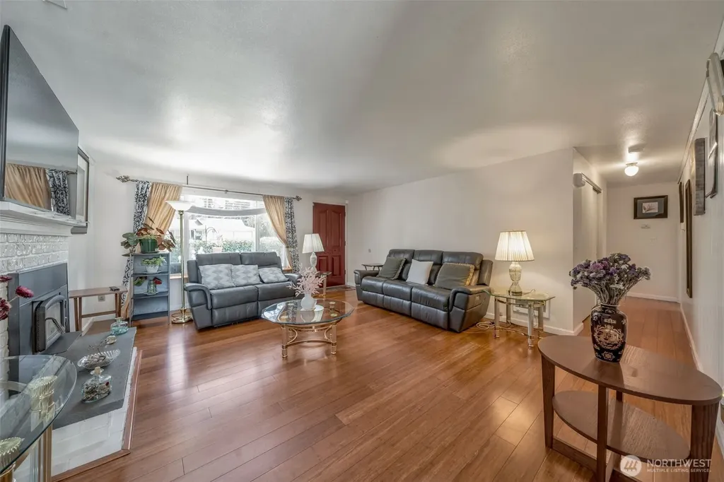 15404 SE 304th Place Kent WA 98042