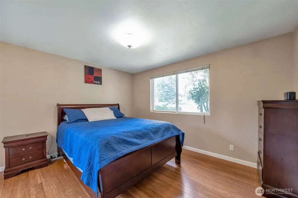 15404 SE 304th Place Kent WA 98042