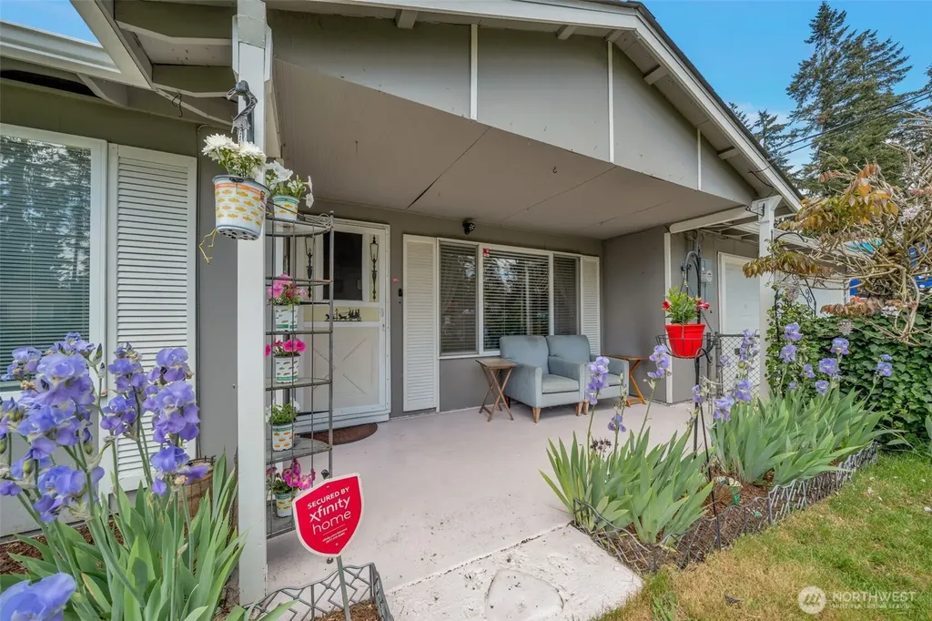 15404 SE 304th Place Kent WA 98042
